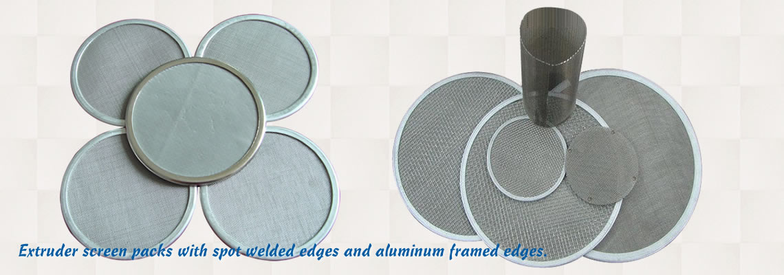 There are several extruder screen packs with aluminum framed edges and spot welded edges on the white background.