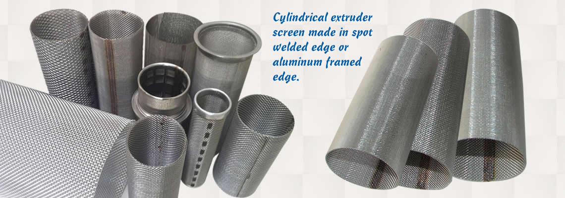 There are various cylindrical extruder screens with different sizes and shapes on the white background.